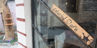 Insider Trading: Istanyol Cafe