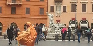 Yabancı Abroad: When in Rome…Levitate