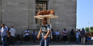 City Scherzos: Istanbul’s Absurdist Heart Simit Vendor