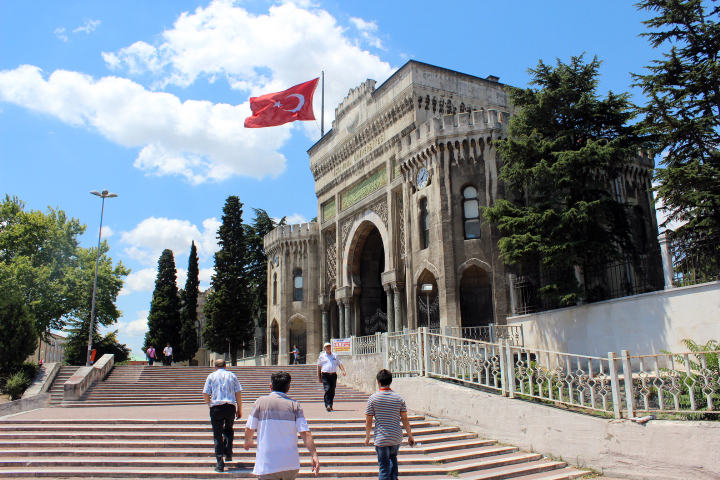 Istanbul University