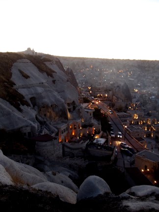 The twinkling lights of tiny Göreme at dusk (Source: T. Anjarwalla)