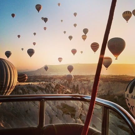 Balloons in flight, a view from the sky. Even more Instagram-worthy (55 likes!) (Source: T. Anjarwalla) 