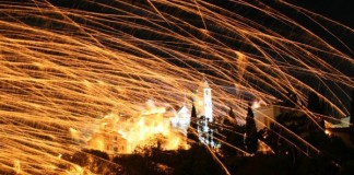 Rouketopolemos: Greek Easter in Chios, Rockets Included