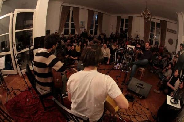 One of the Sofar concerts   in Istanbul (Source: Sofar Sounds Istanbul)