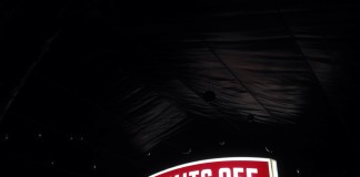 Rain or Shine, Minipax Played On