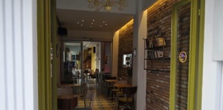 Yabangee Recommends: “Where should I take my tourist friend who won’t admit to being a tourist?” tutto