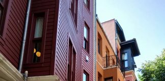 Want a Romantic Evening? Try Kuzguncuk