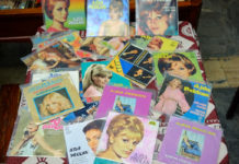 Izmir Chronicles: Izmir’s Vinyl-Record Stores Izmir’s Vinyl-Record Stores