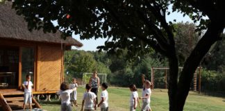 Hiring: Full-Time Native English Speakers at International Small Hands Academy and Ütopya Schools