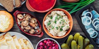 (May 5) Russian Food Night @ Komşu Kafe Collective