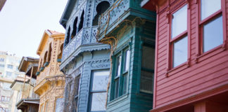 Through the Lens: Kuzguncuk Through the Lens: Kuzguncuk