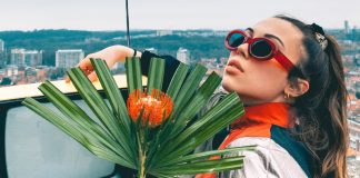 In Conversation with Tanaë, Belgian Singer-Songwriter In Conversation with Tanaë, Belgian Singer-Songwriter