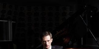 Anthony Strong @ Salon IKSV anthony strong