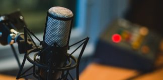 Ten Great Podcasts For Your Istanbul Commute Ten Great Podcasts For Your Istanbul Commute