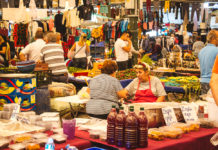 Izmir Chronicles: Karşıyaka Bostanlı Pazarı