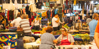 Izmir Chronicles: Karşıyaka Bostanlı Pazarı